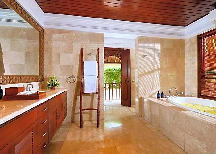 Villa Thistle 2 Bedroom Private Pool Zn49 *